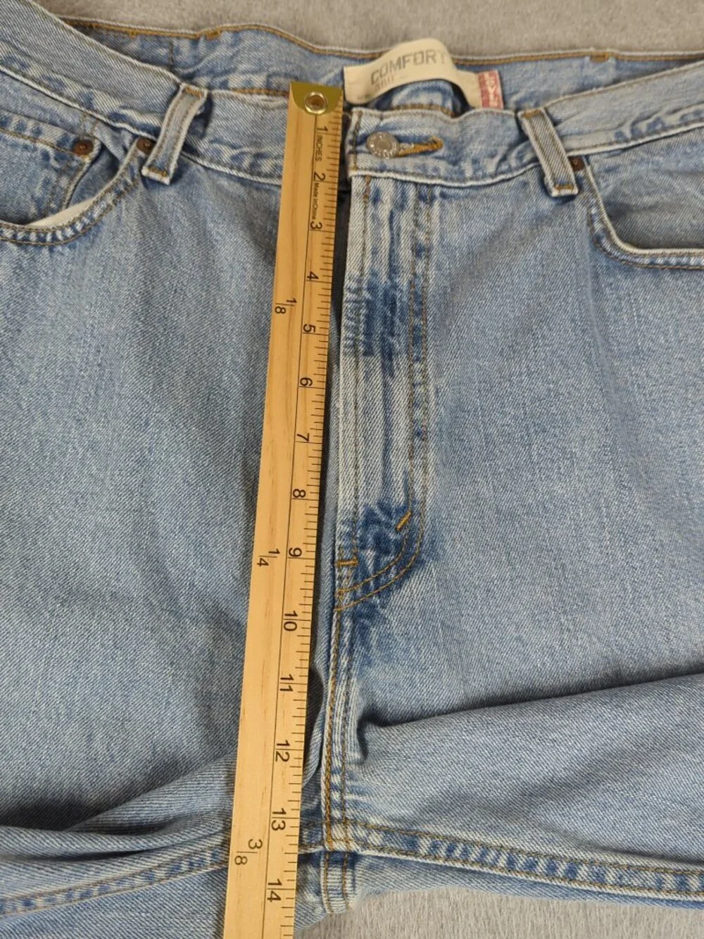 Levis levi 560