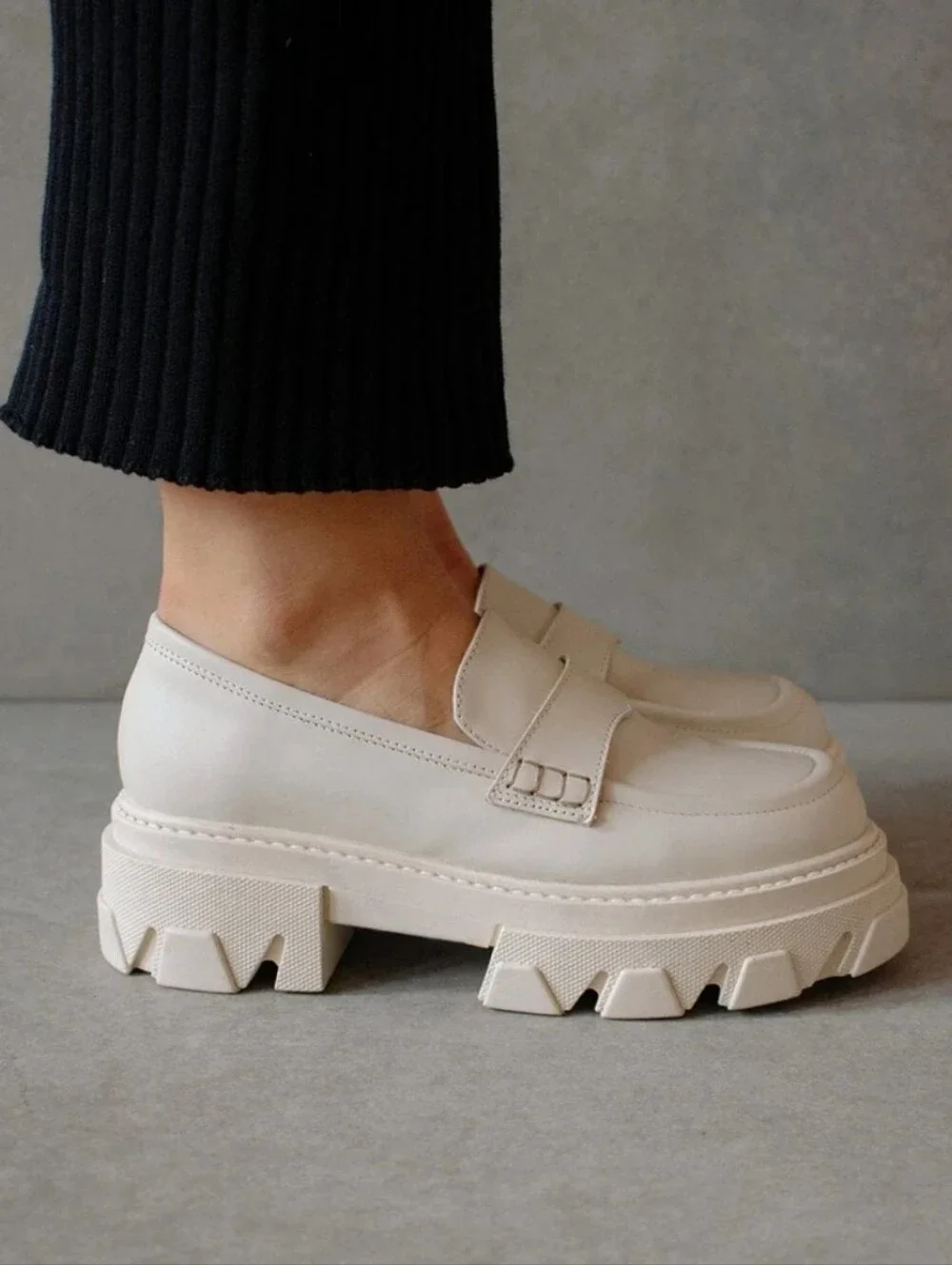 ALOHAS trailblazer leather