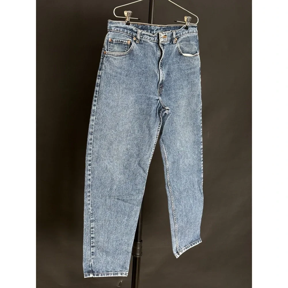 Levis all flaws
