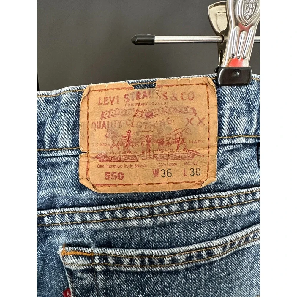 Levis all flaws