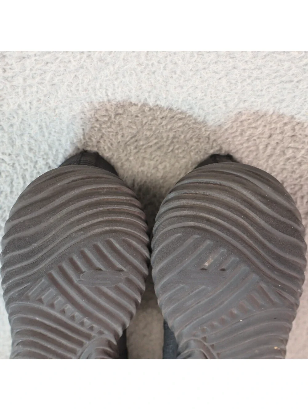 Skechers good used