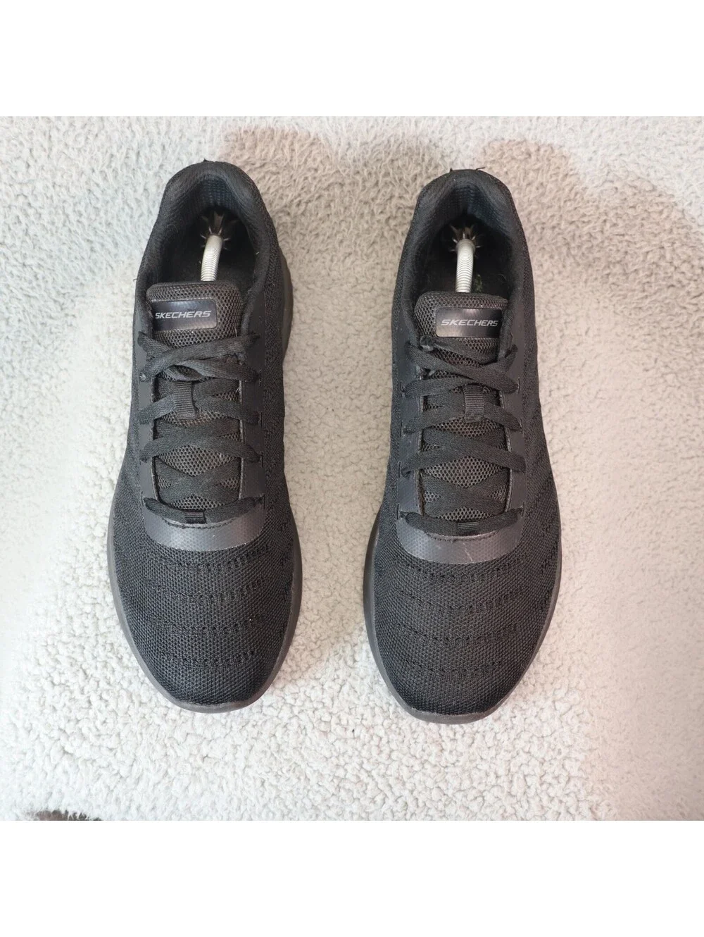 Skechers good used
