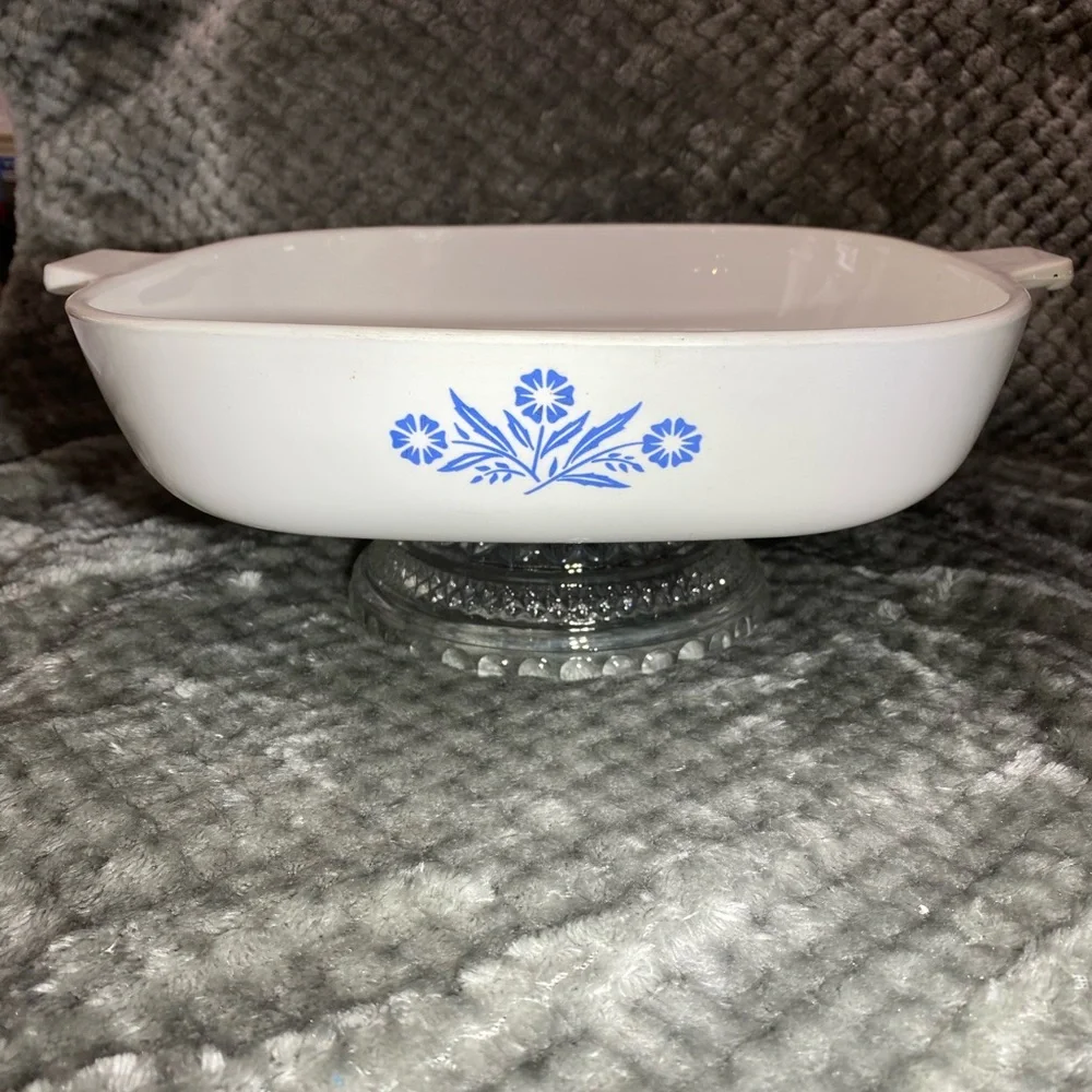 Vintage 10 inch Corning Ware Casserole Dish, P-10-B, circa 1969-1972