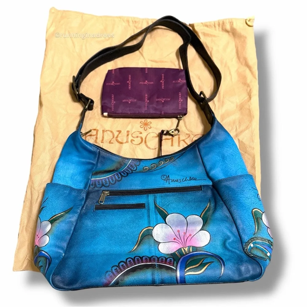 Anuschka new out