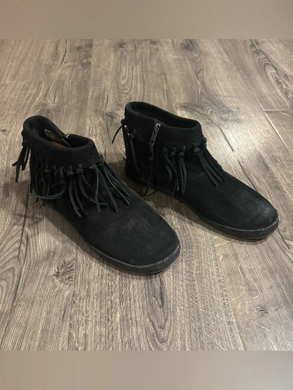 UGG Australia Shenendoah Black Fringe Ankle Boots Booties Women sz US 7.5