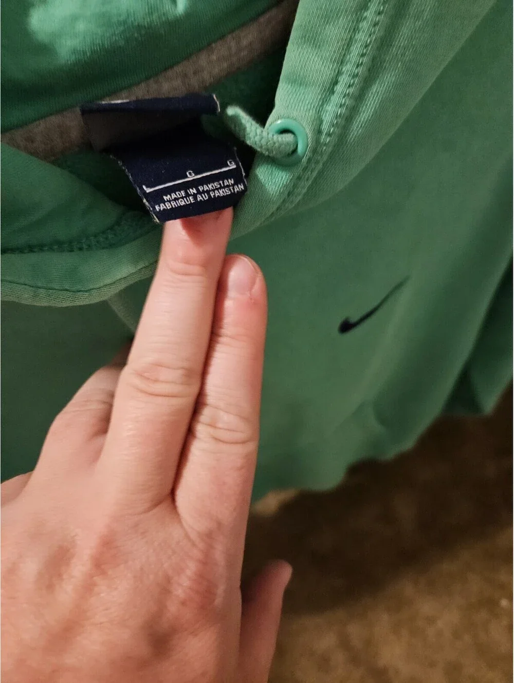 Nike pullover green