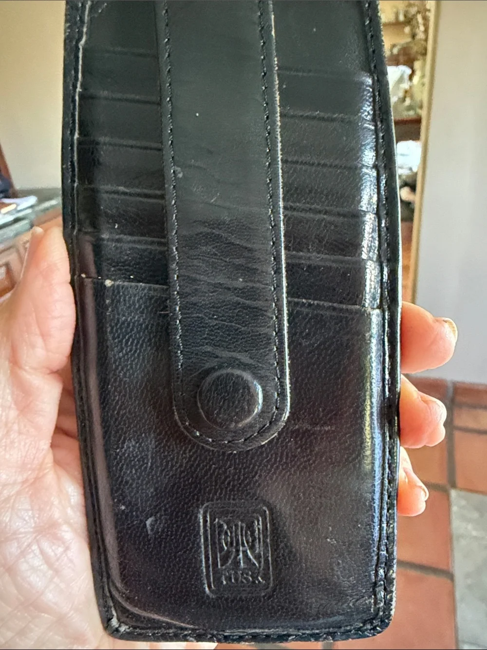 Tusk black leather