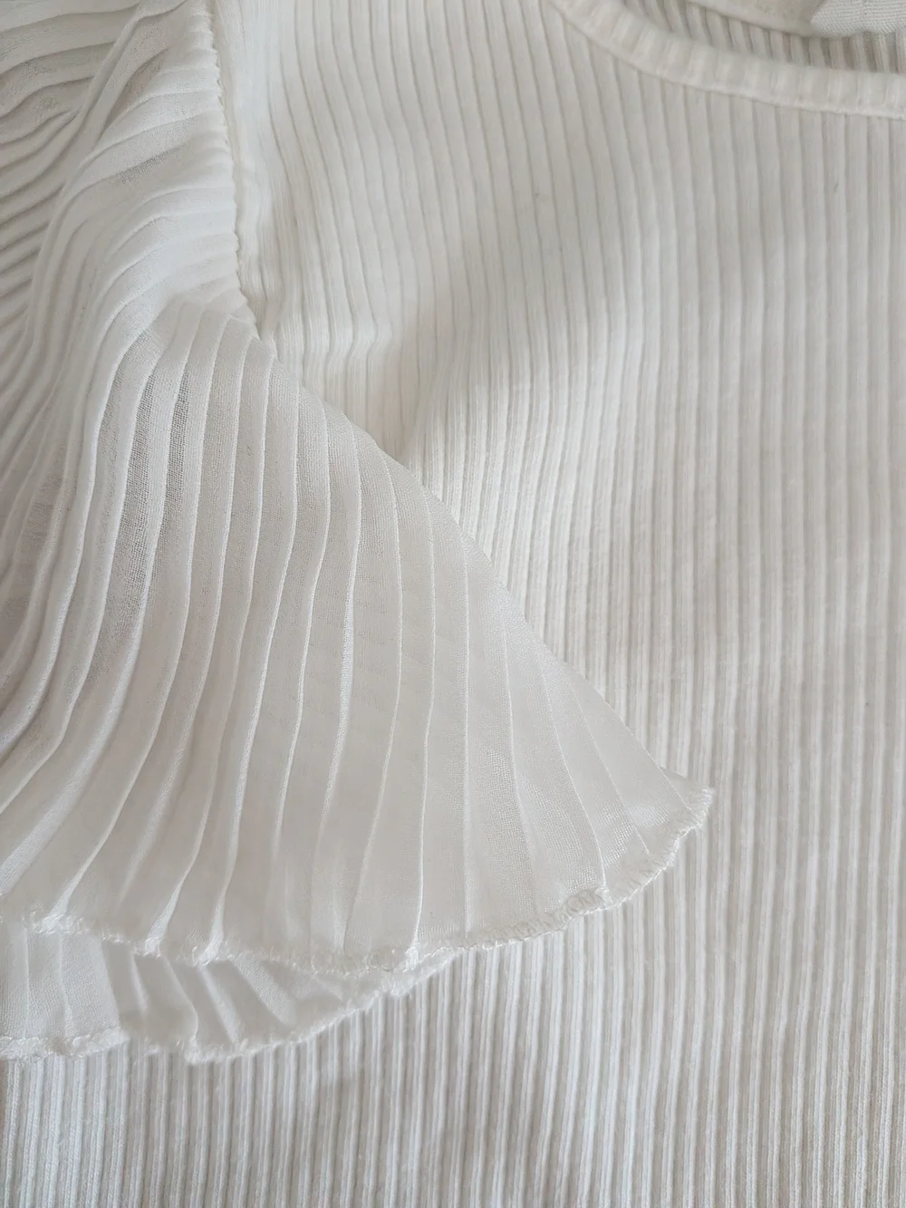 H&M white ribbed