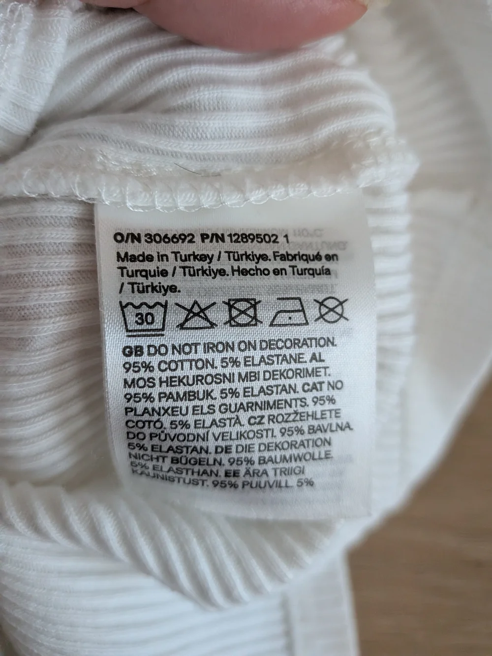 H&M white ribbed