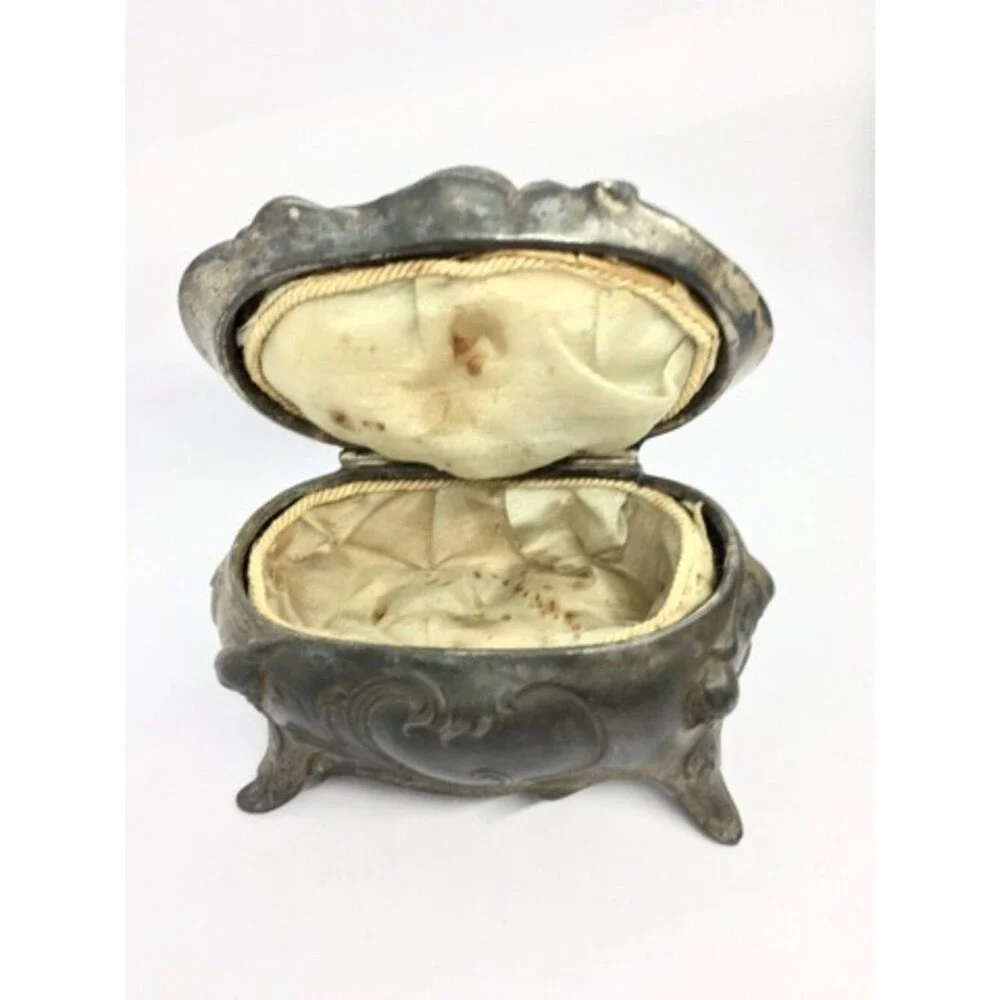 VINTAGE ART NOUVEAU Jewelry Box Trinket Casket Rose Repousse Metal Footed As Is