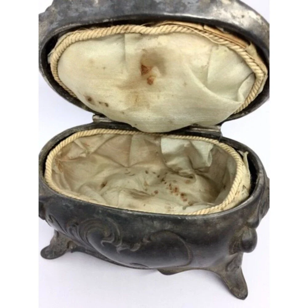 VINTAGE ART NOUVEAU Jewelry Box Trinket Casket Rose Repousse Metal Footed As Is