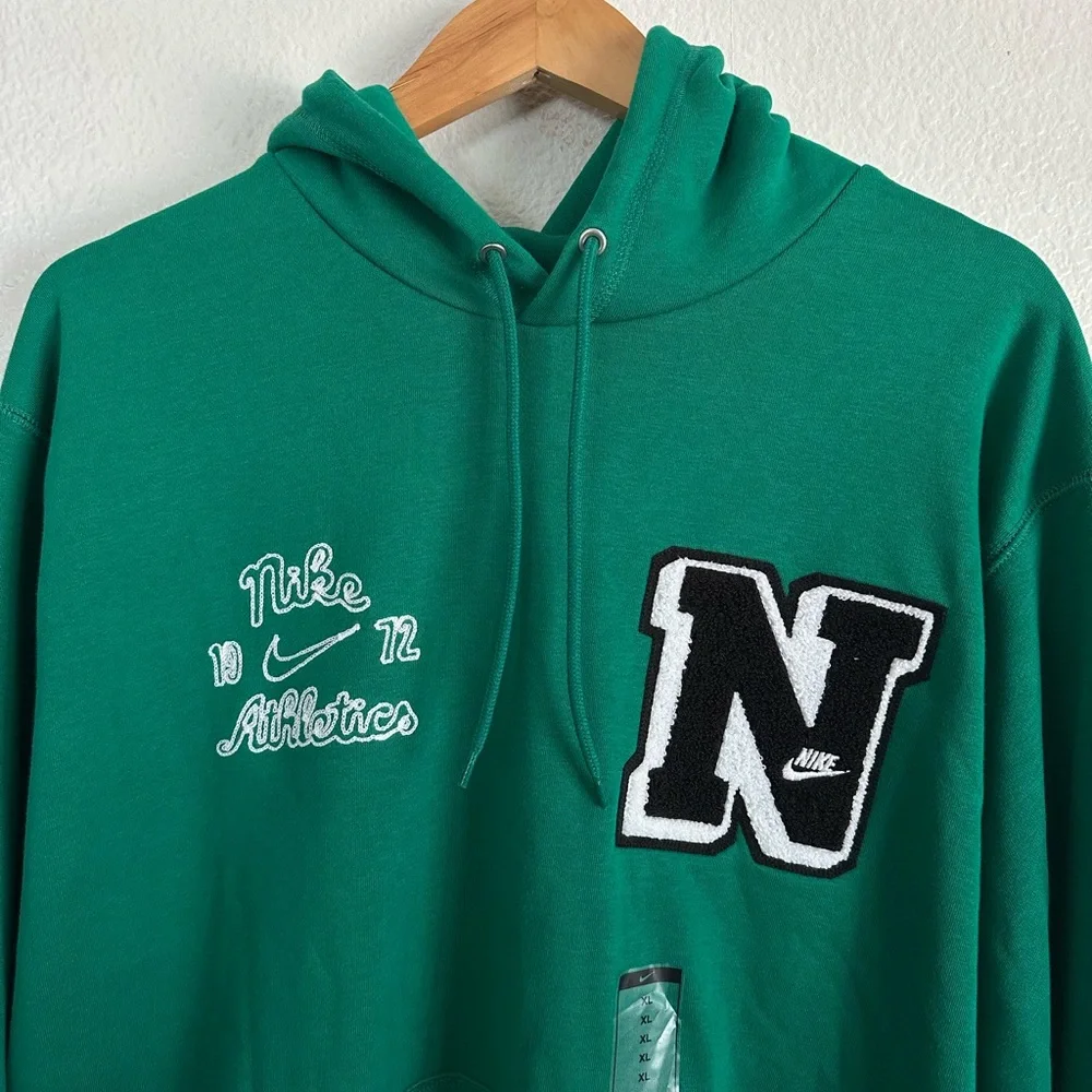 Nike new authentic