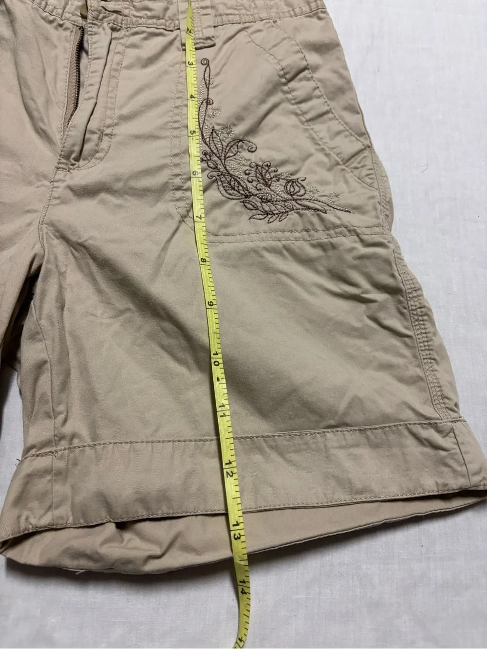 Basic Editions Tan Women's Cargo Shorts with Embroidered Pocket