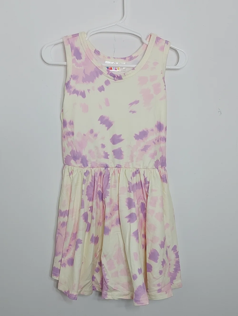 Dot Dot Smile brand new
