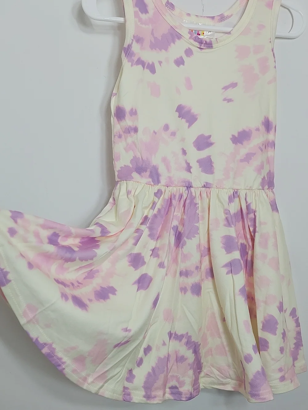 Dot Dot Smile brand new