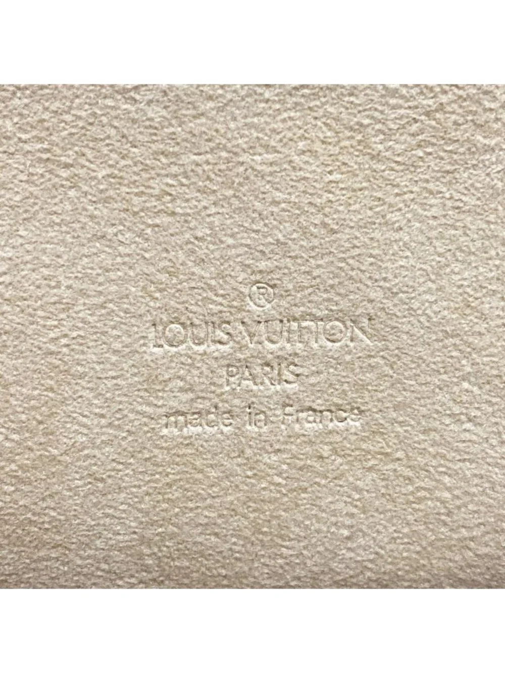 Louis Vuitton light none