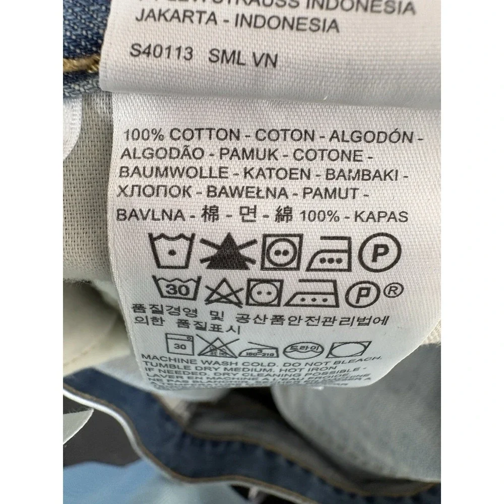 Levis levi 569