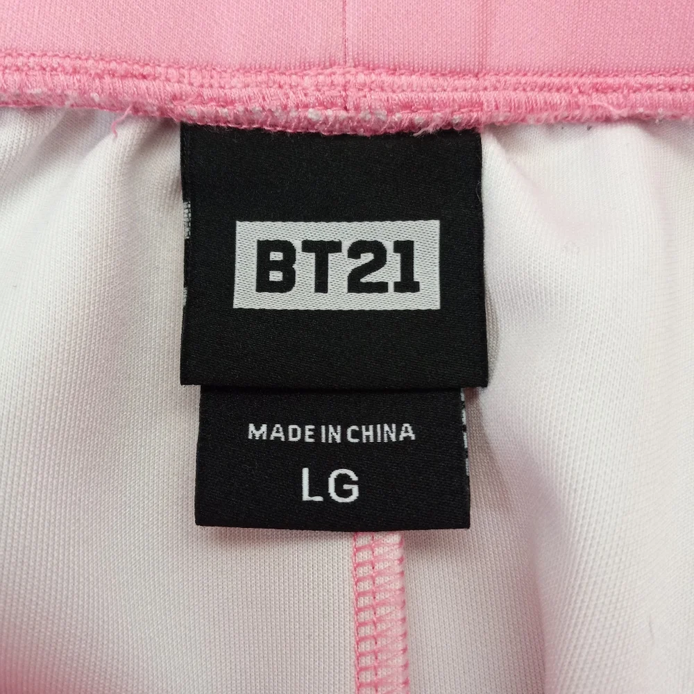 Hot Topic bt21 skater