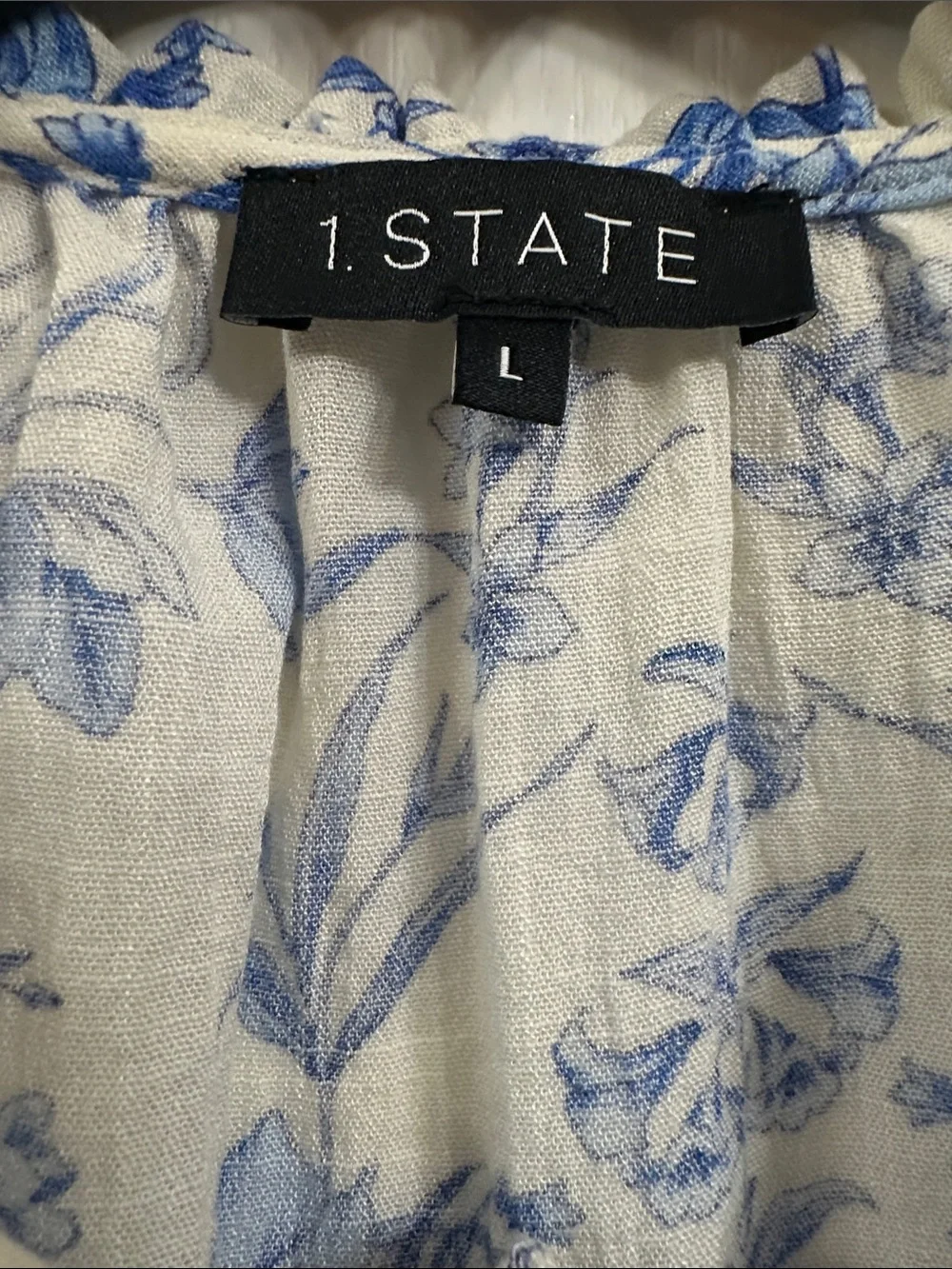 1. State lightweight sleeveless